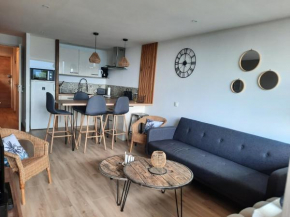SUPERBE APPARTEMENT REFAIT A NEUF avec garage